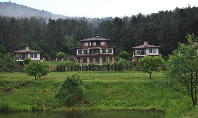 Rakitovo House | Pet-Friendly Retreat with Pool and Breathtaking Views