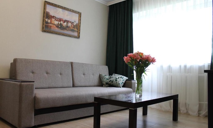 Anapa Apartment | Mesmerizing Fountains: Guest Rated 10/10 Experience