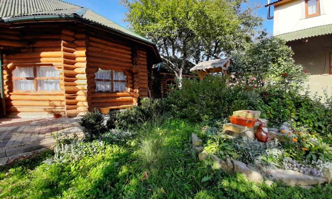 Mykulychyn House | Perfect Family Retreat at Прутець with 9.7/10 Rating