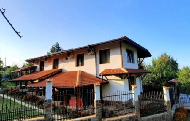 Vranyantsi House | Enchanting Райчевата къща: Pet-Friendly Getaway in Кюстендил