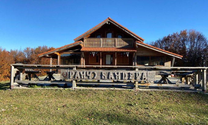 Vranyantsi House | Family-Friendly Retreat at Ранчо Бандера with Dining Options