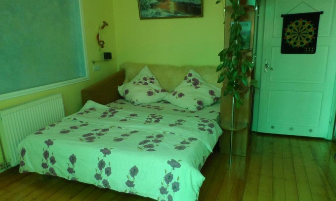 Storozhnytsya Apartment | Discover "Ранчо": Oasis with Pool, Garden & Terrace