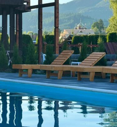 Vorokhta House | Experience Bliss at Готель Bliznuky with Ocean Views