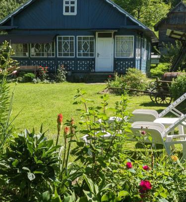 Plavya House | Relaxing Getaway in the Mountains with Sauna Access
