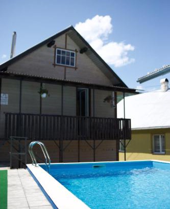 Roztoky House | Experience Садиба Карпат: Poolside Oceanfront Retreat
