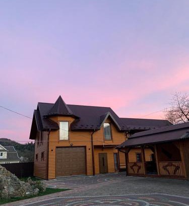 Sheshory House | Oceanfront Haven at Садиба Надія - Guest Rated 9.1/10