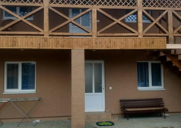 Svalyava Hotel | Child-Friendly U Yuliyi: Guest Rated 10/10 Experience