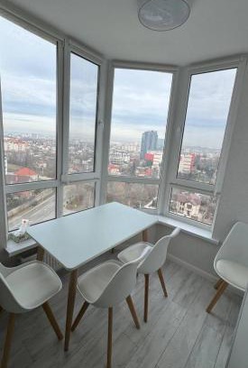 Chisinau Apartment | Discover Family-Friendly Sicily with Perfect 10 Reviews
