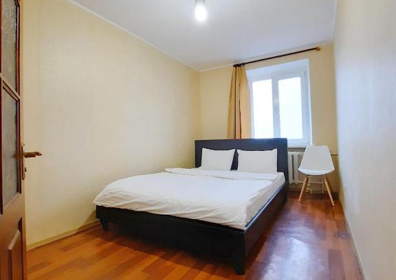 Sukhinovka Apartment | Welcoming Alex Apartments: Pet-Friendly Stay with 24/7 Access