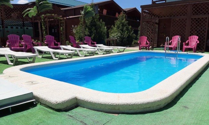 Anapa House | Beautiful Славное местечко with Pool & Kitchen Amenities