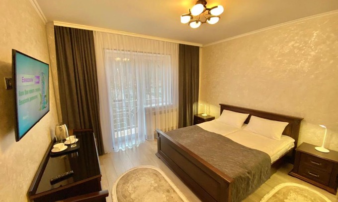 Polyana Hotel | Guest Rated 10/10 at Сонячне Джерело with Breakfast Included