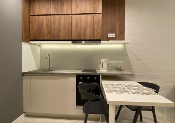 Holosiivskyj Apartment | Stylish Compact Apartment with Breakfast - Rated 9.6/10