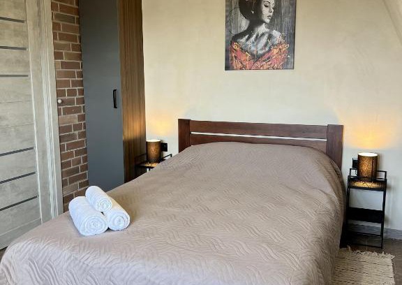 Ternopil Apartment | Chic Central Apartment near Train Station with Top Amenities
