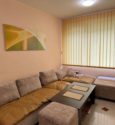 G.K. Bratya Miladinovi Apartment | Oceanfront Studio Burgas 2 - Rated 9.4 by Guests