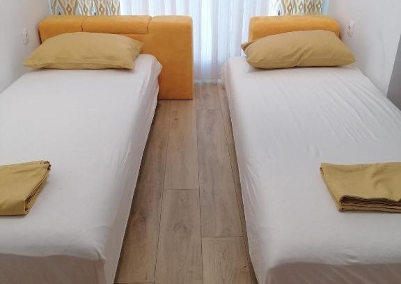 Plovdiv Apartment | Budget-Friendly Studio Eli in Plovdiv - Guest Rated 9.8