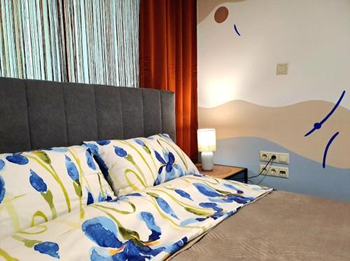 Blagoevgrad Apartment | Guest Rated Studio Colour - Child-Friendly Retreat