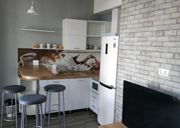Yaroslavl Apartment | Guest Rated 10/10: Студия в Династии with Hot Tub & Breakfast
