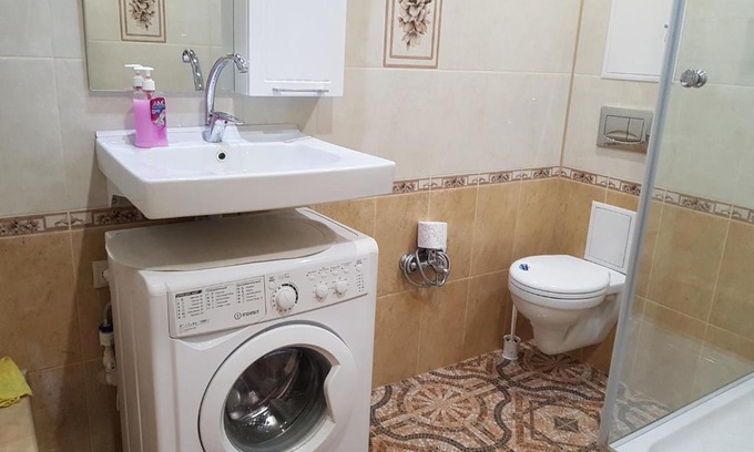 Ivanovo Apartment | Pet-Friendly Studio on Moscow Street with Top Guest Ratings