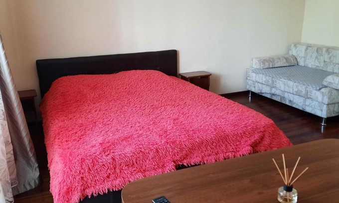 Tyumen Apartment | Budget-Friendly Stay at Судоремонтная 29 with Accessibility