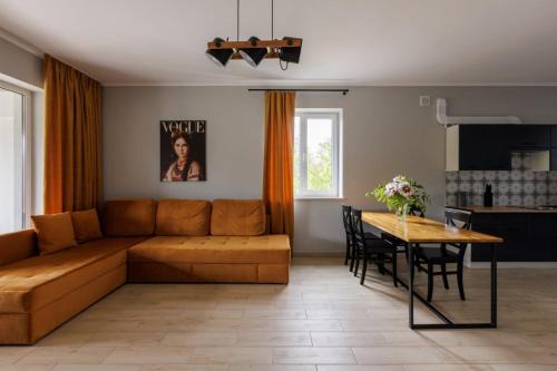 Chernovtsy Villa | Ideal Family Retreat at Таун Terrasa with Top Ratings