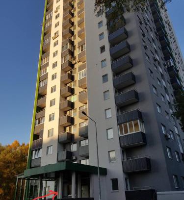 Holosiivskyj Apartment | Exceptional Stay at Теремки with Family-Friendly Amenities