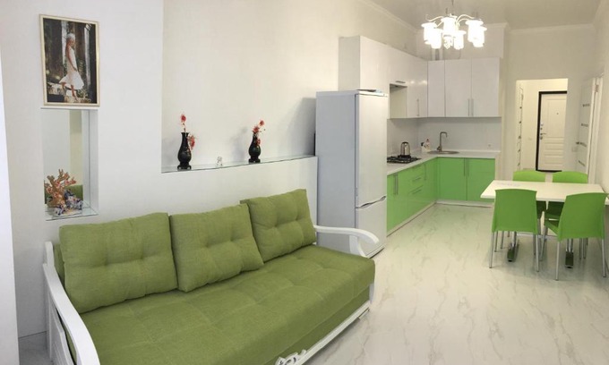 Gelendzhik Apartment | Tranquil Haven: A Serene Retreat Awaits You