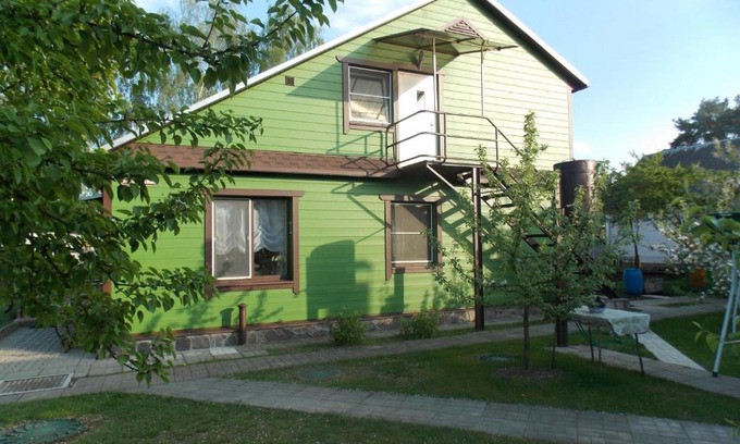 Braslaw Apartment | Pet-Friendly Усадьба на Набережной with Hot Tub & Kitchen