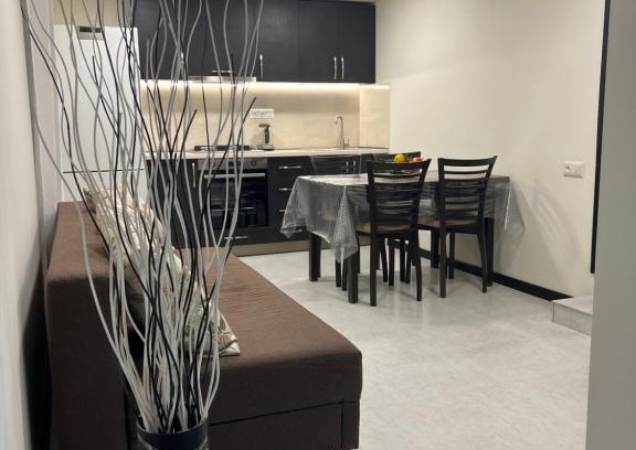 Arabkir Apartment | Cozy Apartment with Hot Tub and Breakfast Included