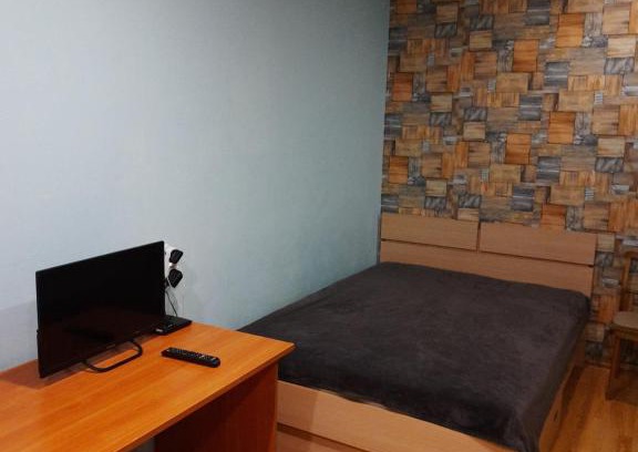 Koltushi Apartment | Cozy Apartment with Breakfast, Pool & Pet-Friendly Perks