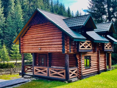 Soymy Villa | Top-Rated У ВІТИ котедж4: Pet & Child Friendly Retreat