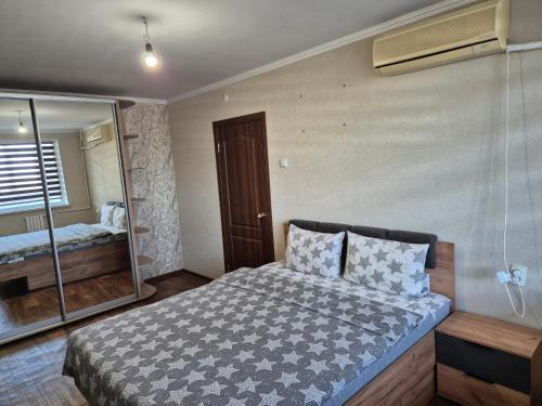 Mykolaiv Apartment | Discover Prospekt Centralny: Guest Rated 9.5/10