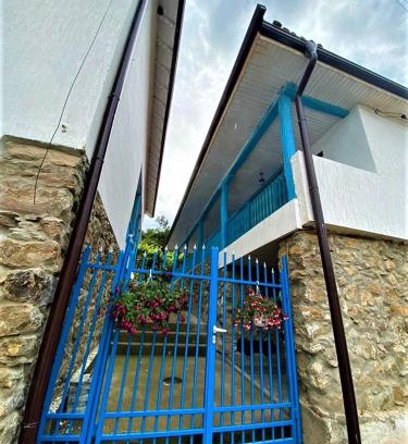 Kyustendil House | Cozy Family Retreat at Florina Houses with Breakfast & Pets