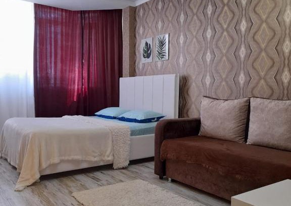Orenburg Apartment | Top-Rated Apartment on Salmyshskaya 65 with Breakfast