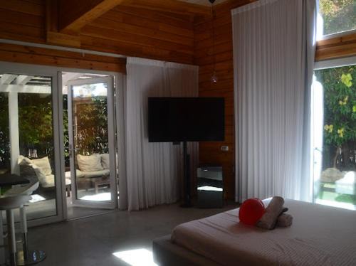 Lev HaSharon Cabin | אננדו