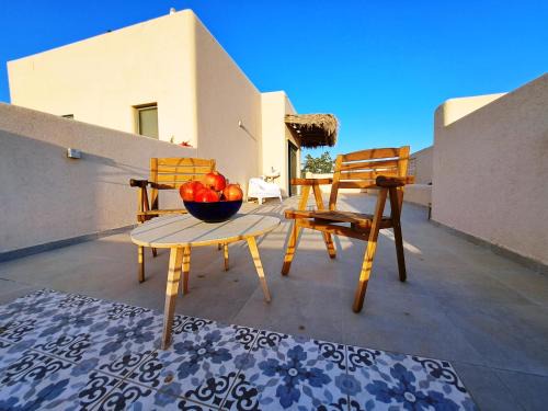 Ramat Negev House | Homey Retreat at 'בביתו במדבר' with Family-Friendly Vibe