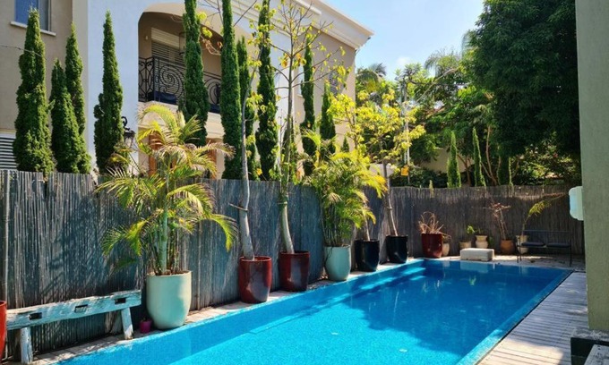 Herzliya Pituach Villa | Private Villa in Herzliya with Pool and Hot Tub Retreat