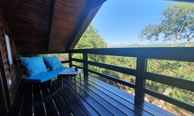 Abirim Ski Chalet | Explore the Nature Retreat at בקתה ביער - אבירים