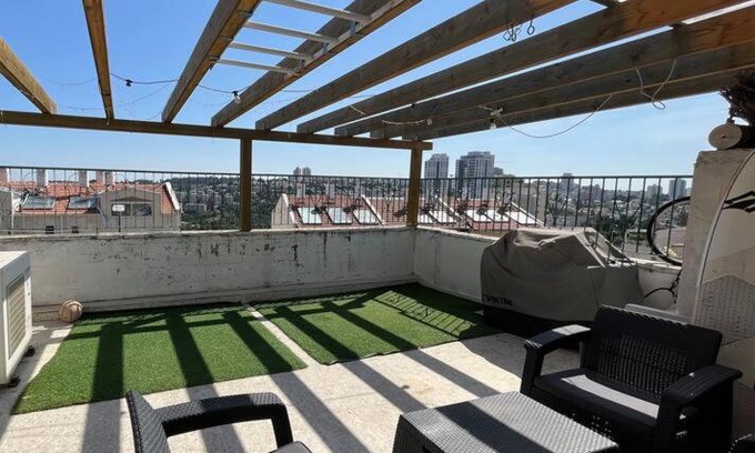 Jerusalem Apartment | Large Family Apartment Near Ein Kerem, Jerusalem