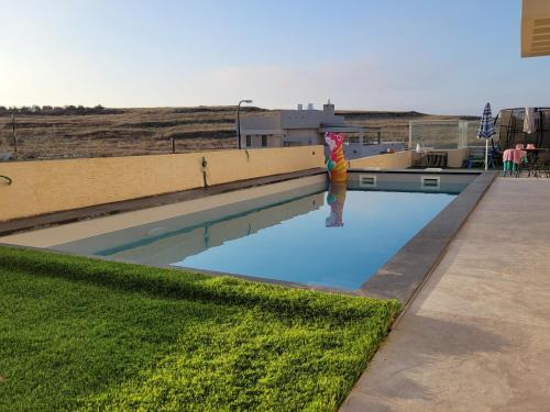 Mateh Asher Apartment | Discover Assi's Place: Family-Friendly Retreat with Hot Tub