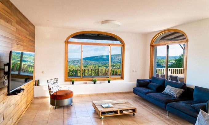 Abirim House | Experience Breathtaking Sunsets at Abirim Hotel