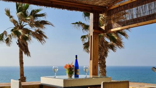 Netanya Apartment | Relaxing Retreat at Royal Wooden Terrace with Private Pool
