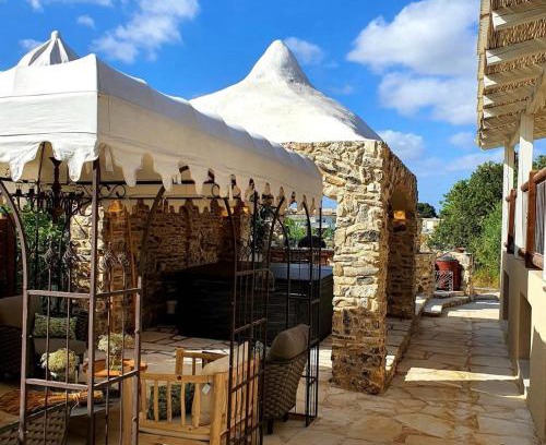 Givat Nili Bed & Breakfast | Oceanfront Retreat: לאורה - Guest Rated 10/10