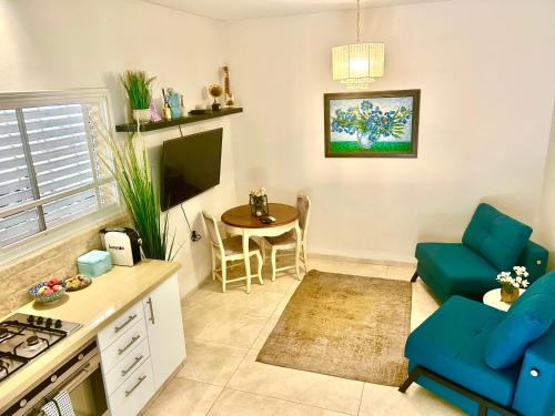 Kfar Blum Apartment | Experience Nature at Our Pet-Friendly Retreat with Spa