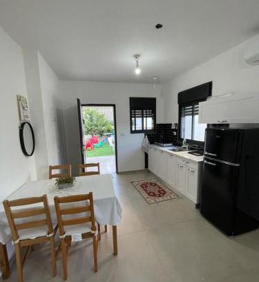 Ma'alot - Tarshiha Apartment | Perfect Getaway at THE ONE in Ma'alot - Rated 9/10!