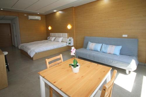 Majdal al-Shams Hotel | Family-Friendly Escape at סנו נופש בגולן - Rated 9.1!