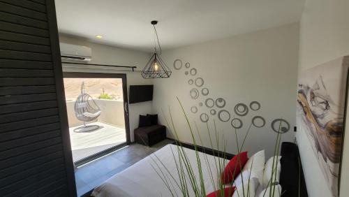 Yahel Bed & Breakfast | Experience Grappa in the Heart of the Desert Oasis