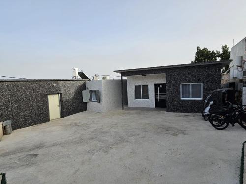 Kfar Kama Cabin | Charming Stay at צימר נסה with Hot Tub & Family Amenities