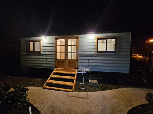 Qatsrin Cabin | Welcoming קרון רועים: Family & Pet Friendly Retreat
