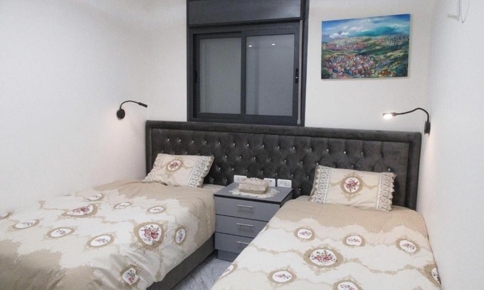 Jerusalem Apartment | Prime Family Retreat at תנובת הארץ with Kitchen Access