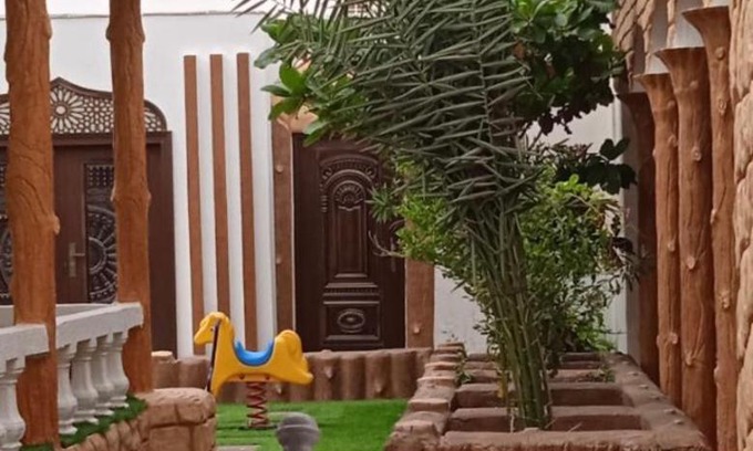 Jalan Bani Buhassan Ski Chalet | Discover Comfort at أستراحة السعادة with Pool & Pet-Friendly Perks